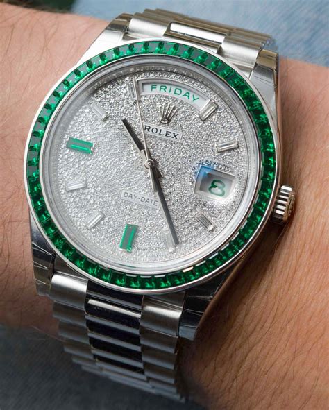 rolex day date 40 green emerald